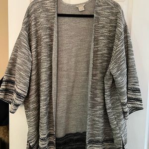 Like new, Ariat cardigan